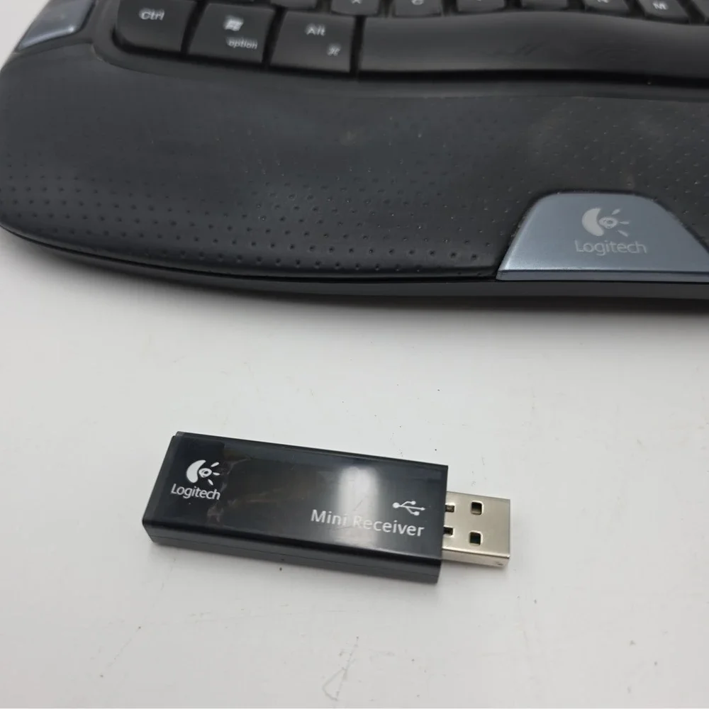 Logitech MK550 Comfort Wave Wireless Keyboard,Mouse,& Mini Receiver No Dongle